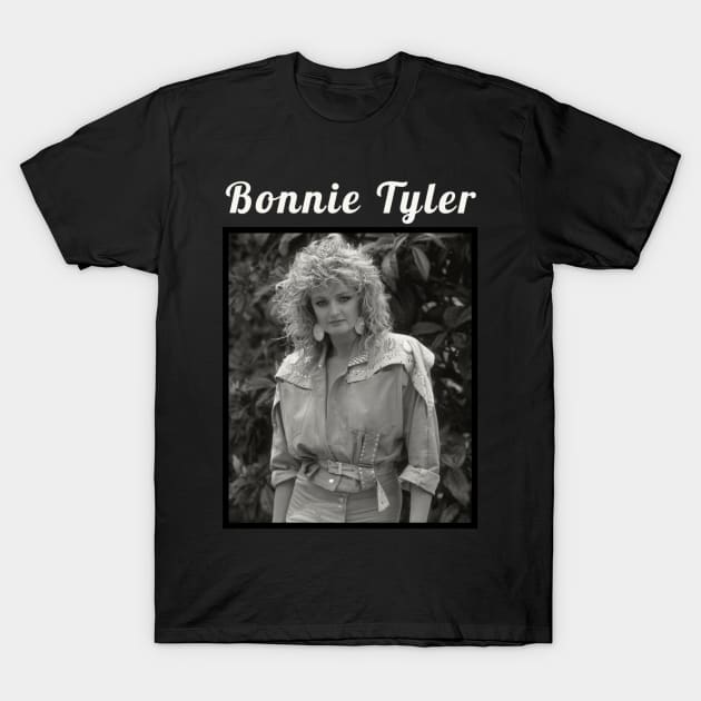 Bonnie Tyler / 1951 T-Shirt by DirtyChais